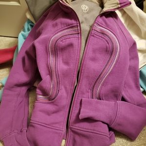 Lululemon sweater